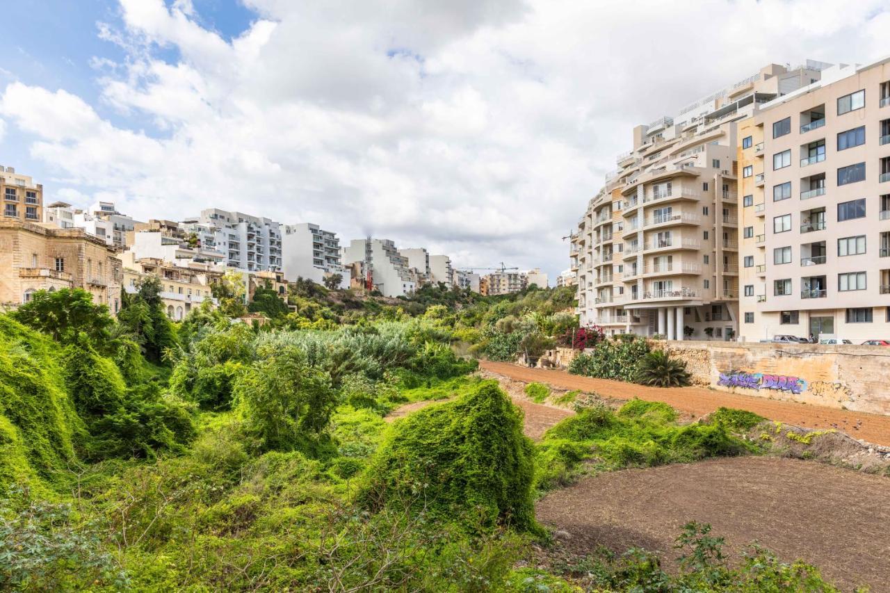Fantastic 3 Bedroom Duplex Penthouse With Terrace スリーマ エクステリア 写真