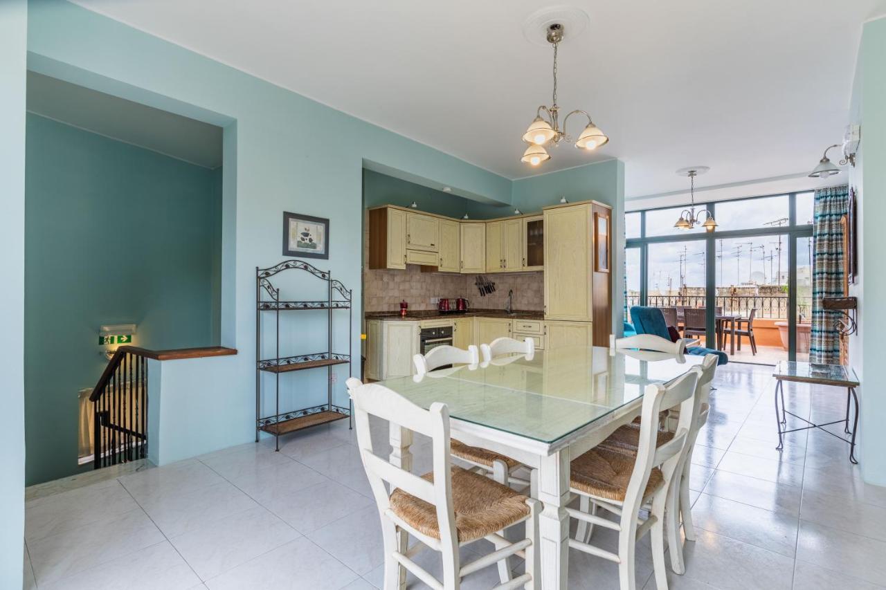 Fantastic 3 Bedroom Duplex Penthouse With Terrace スリーマ エクステリア 写真